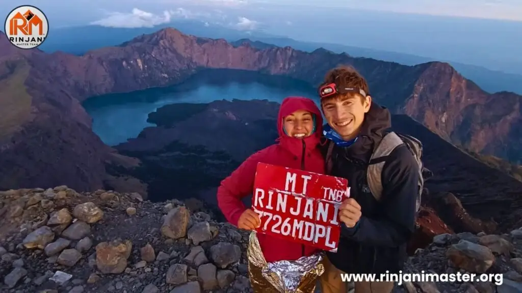 2D1N Mount Rinjani Trekking to the Summit via Sembalun