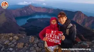 2D1N Mount Rinjani Trekking to the Summit via Sembalun