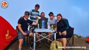 Rinjani Deluxe Service